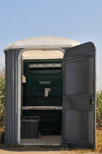 Best Construction site porta potty rental  in Cactus, TX